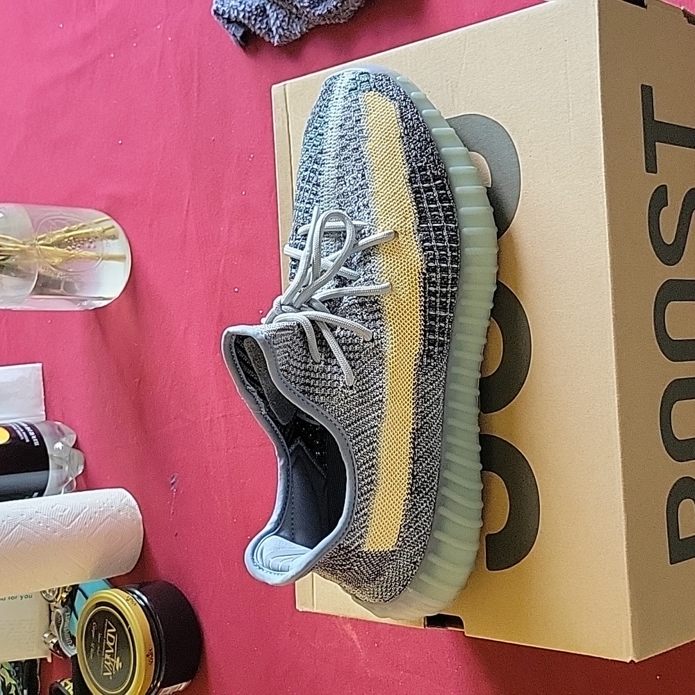 Mens sneakers